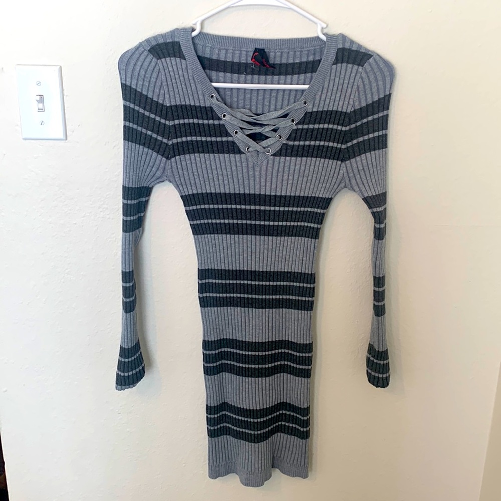 Yoki winter dress black and Grey Medium